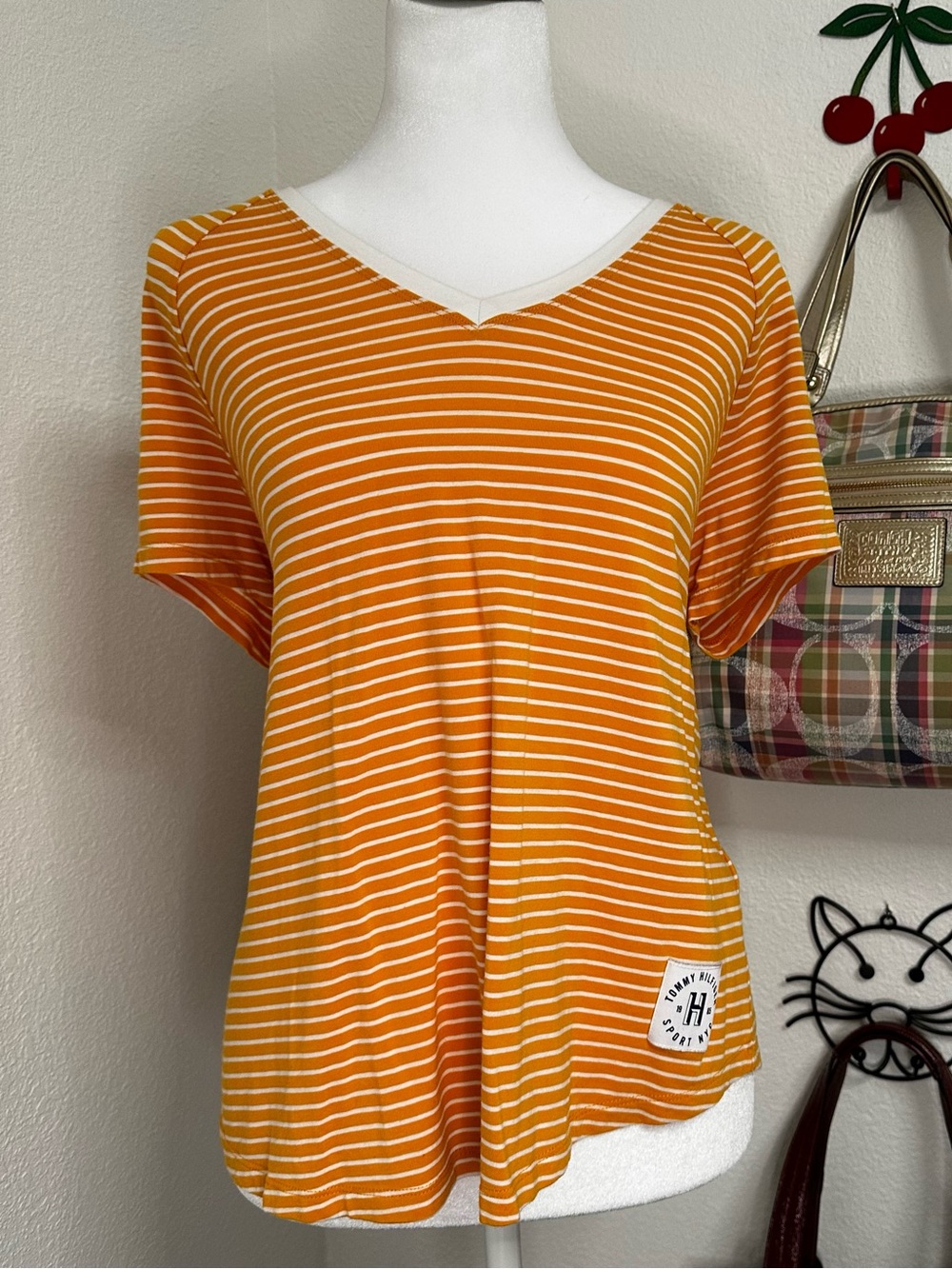 Tommy Hilfiger Women's mustard Yellow stripes v neck sport large athlete